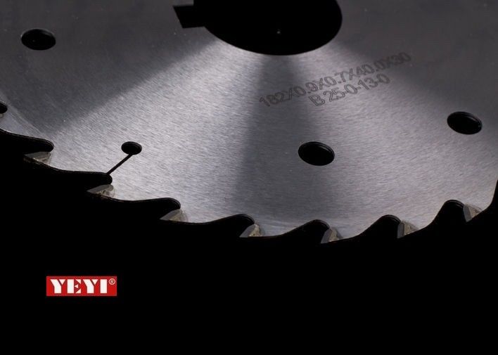 SKS Steel PCD circular saw blades 200mm x 60T Diamond Tipped Saw Blade